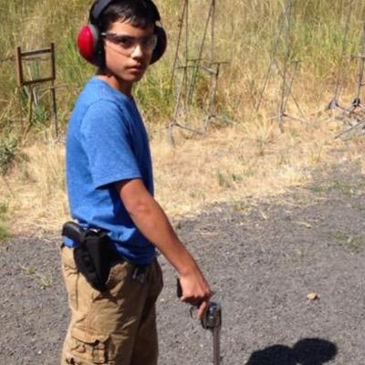 Profile Picture of Joshua Asmus (@MrShyGu7) on Twitter