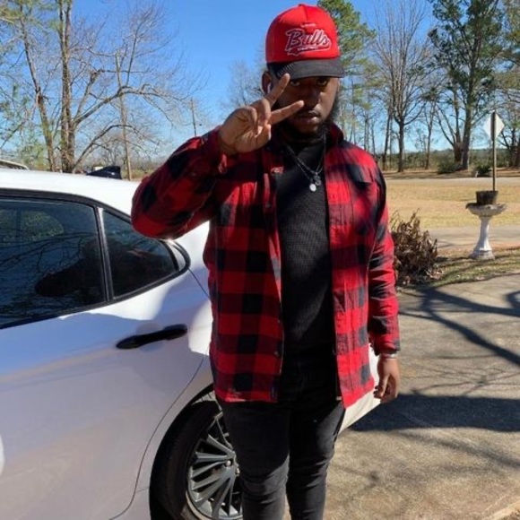 Profile Picture of Spencer Mcdowell (@spencermcdowell) on Poshmark