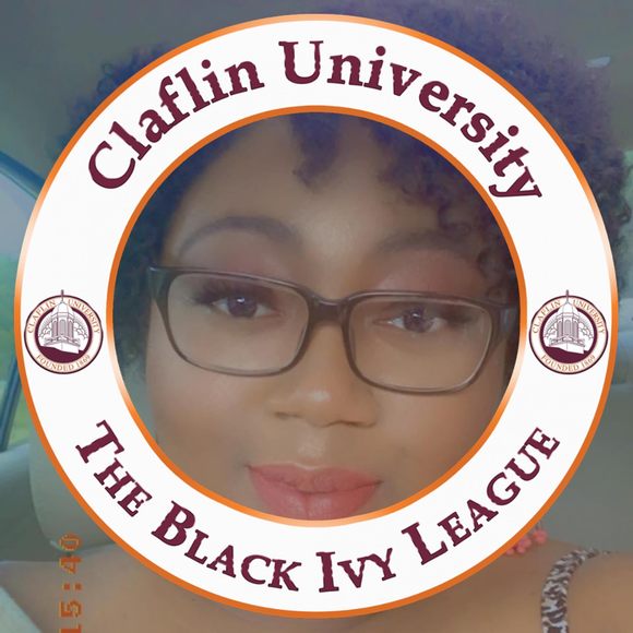 Profile Picture of Brianna Sitton (@sitton___) on Poshmark