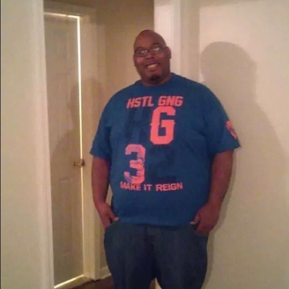 Profile Picture of Jeremy Morrison (@bigriva55) on Poshmark