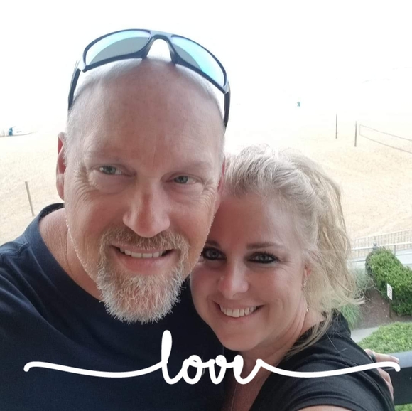 Profile Picture of Kim Currin (@kimcurrin) on Poshmark