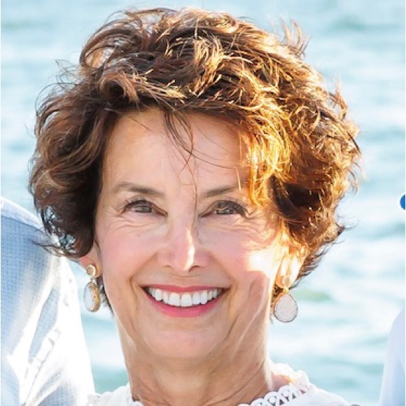 Gracelyn Tuoti - Poshmark Profile Picture of Gracelyn Tuoti (@gracelyntuoti) on Poshmark