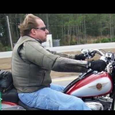 Profile Picture of Steve Beatty (@Stevebeatty9) on Twitter