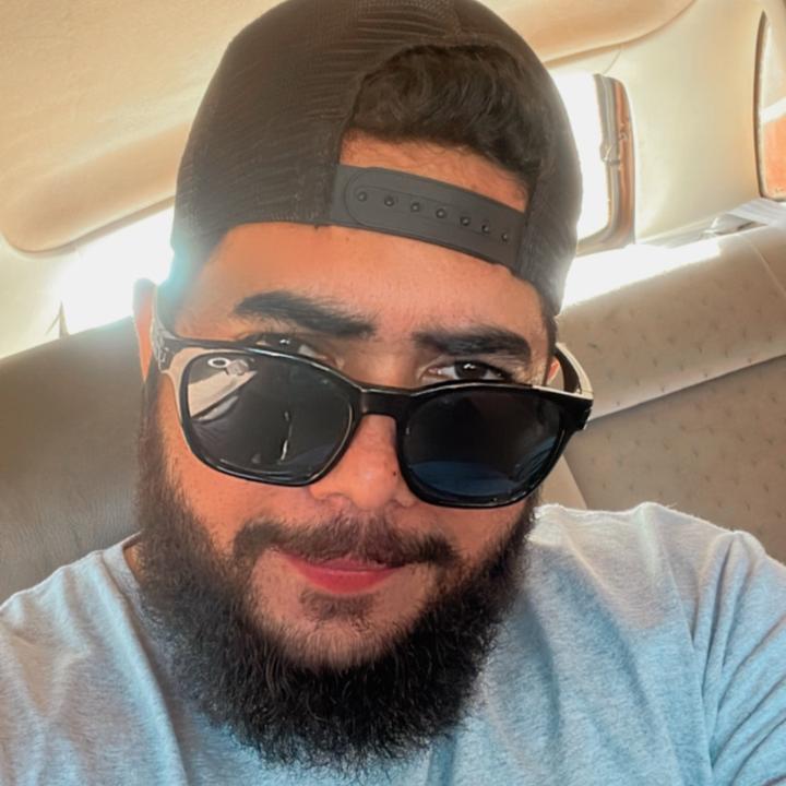 Profile Picture of Henrique da shopee (@andreazevedooficial) on Tiktok