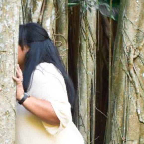 Profile Picture of Oksun Capillan (@oksun96) on Poshmark