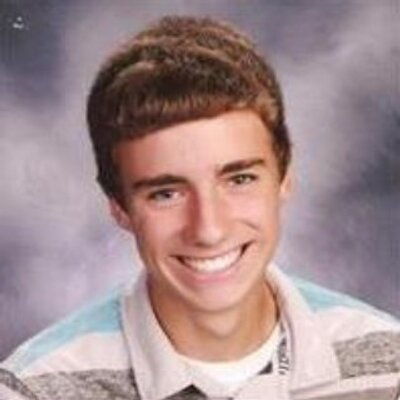 Profile Picture of Robert Garrett (@RobbieG_223) on Twitter