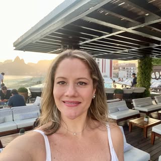 Ana Carolina Scarton - Instagram Profile Picture of Ana Carolina Scarton (@carolscarton) on Instagram