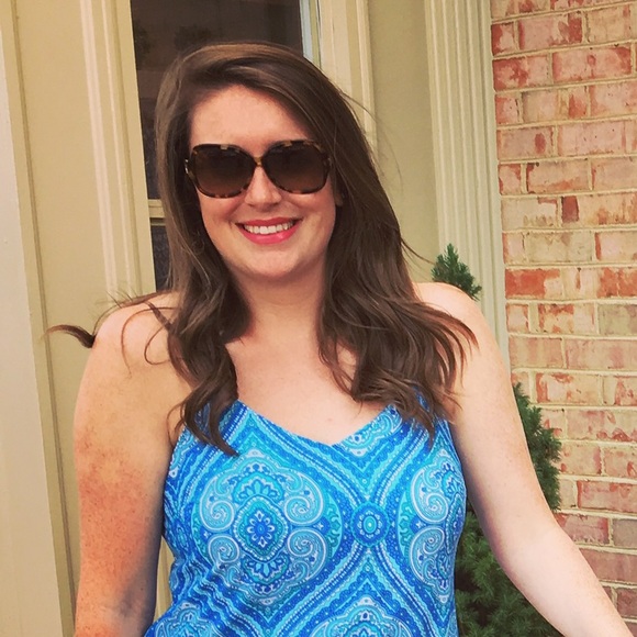Profile Picture of Martha Chewning (@emma210) on Poshmark