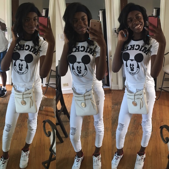 Profile Picture of Kaee Kaee (@kaeekaee0) on Poshmark