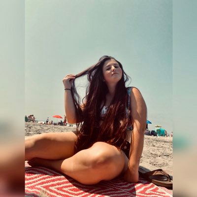 Profile Picture of Cori 🕉 (@coriwright18) on Twitter