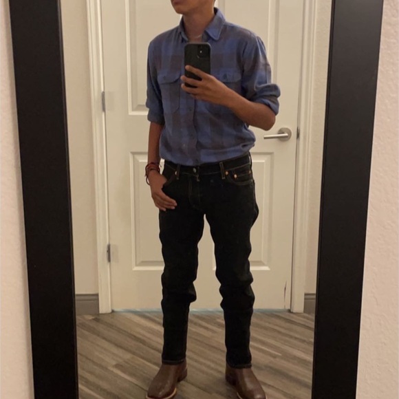 Profile Picture of Adrian Recendez (@adrianrecendez) on Poshmark