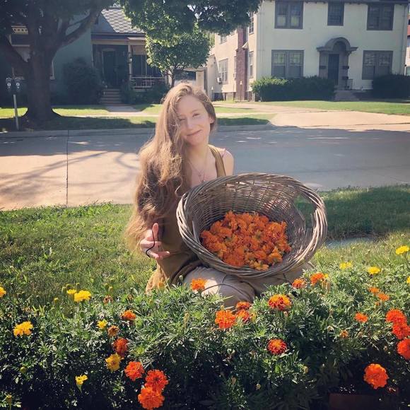 Profile Picture of Brittany Honos (@bhonos2010) on Poshmark