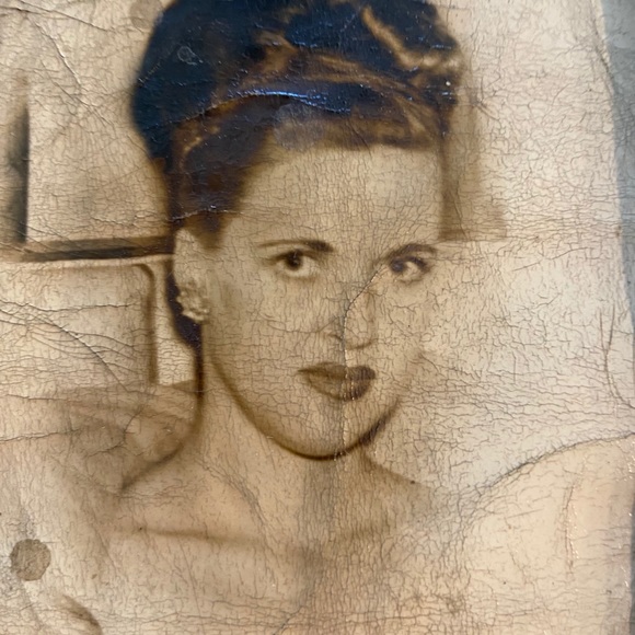 Profile Picture of Jo ann Mccullin (@j_mccullin) on Poshmark