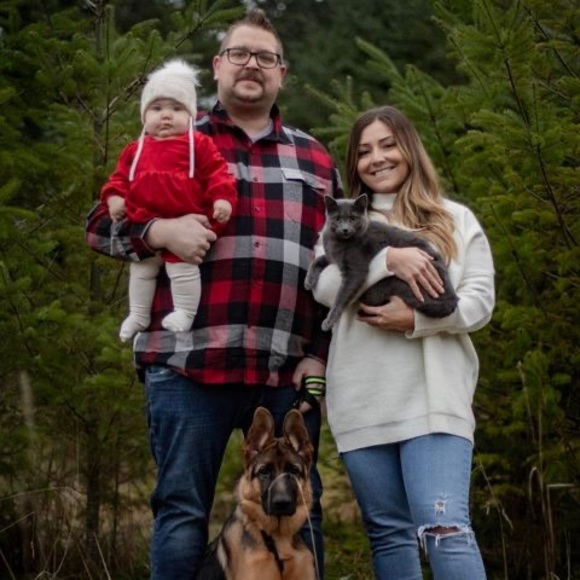 Profile Picture of Chad Ryles (@chad_ryles18) on Poshmark