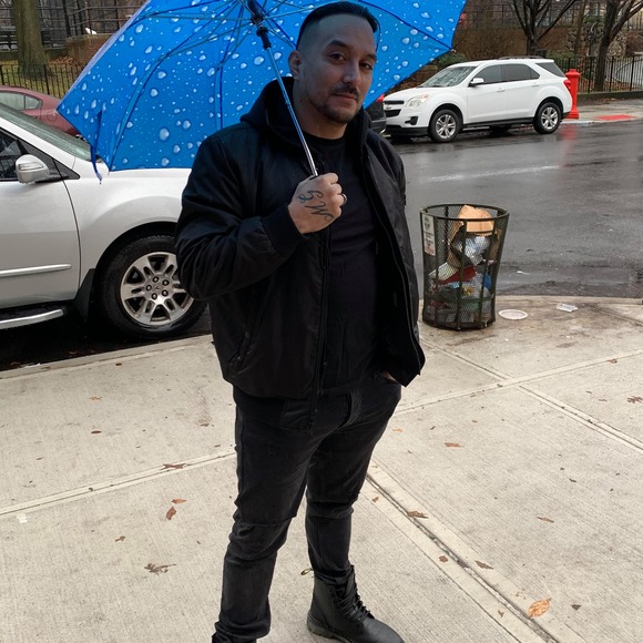 Profile Picture of Steven Grandgerard (@sgrandgerard) on Poshmark