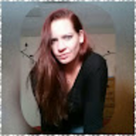 Profile Picture of Blue Zephyr (@zephyrsblue) on Poshmark