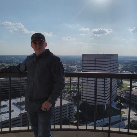 Profile Picture of Gary Jenkins (@garyjenkins) on Poshmark