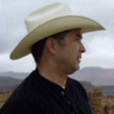 Profile Picture of Frank Carroll (@FCspeakingAZ) on Twitter