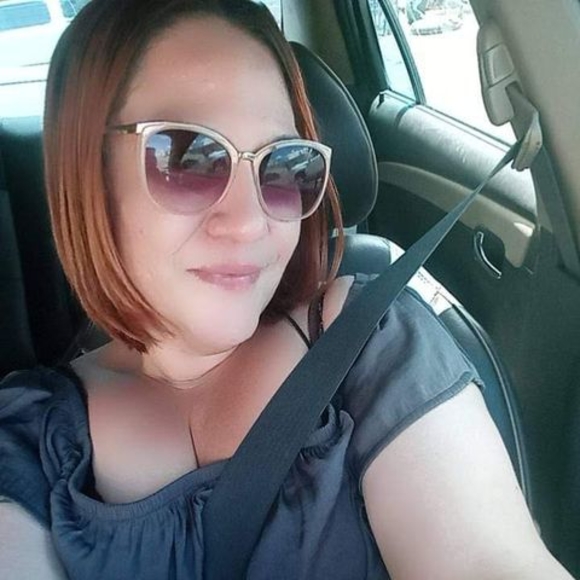 Profile Picture of Erin Mchardie (@erinmchardie) on Poshmark
