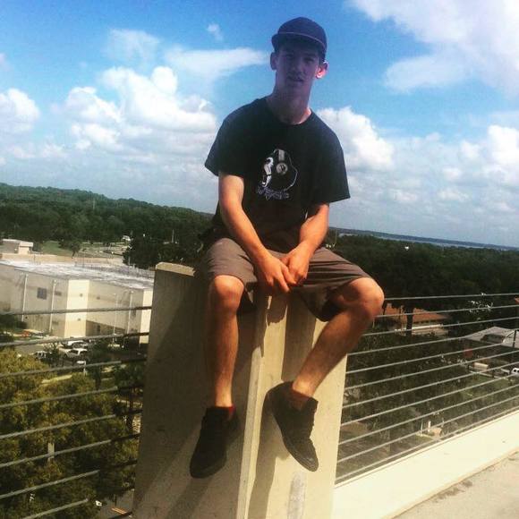 Profile Picture of Joseph Blankenship (@moonrocksjrb) on Poshmark