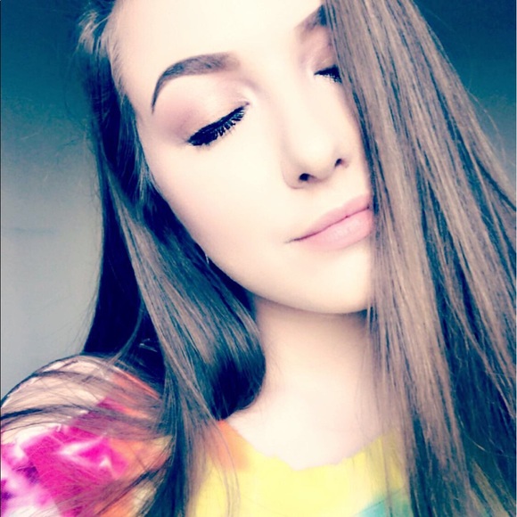 Profile Picture of Uma Seebald (@umaseebald) on Poshmark