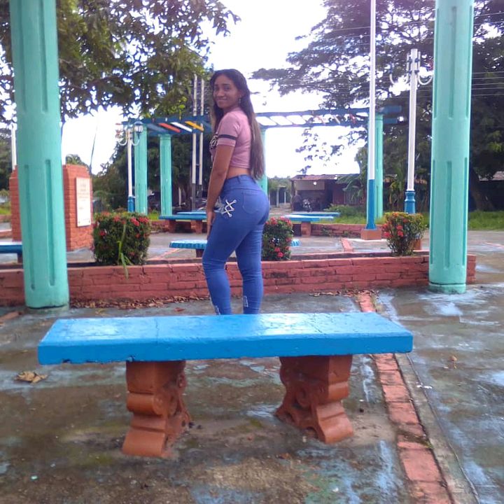 Profile Picture of leimarnieves (@leimarnieves) on Tiktok