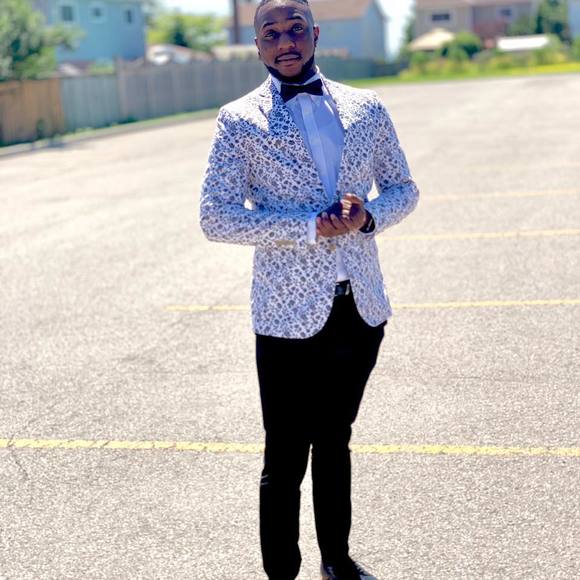 Profile Picture of Oran Lammie (@lammie94) on Poshmark