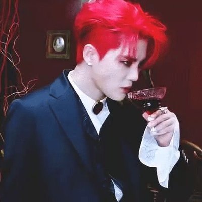 Profile Picture of 윤샤 (@yoon1004xia) on Twitter