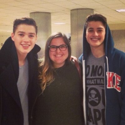 Profile Picture of Hannah Schadeon Twitter