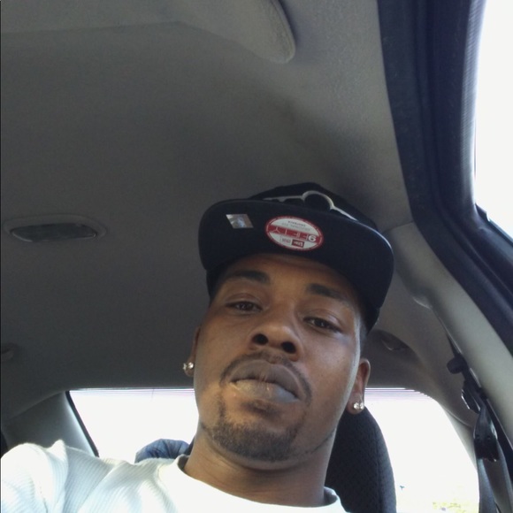 Profile Picture of Nate Ransom (@clesagboy) on Poshmark