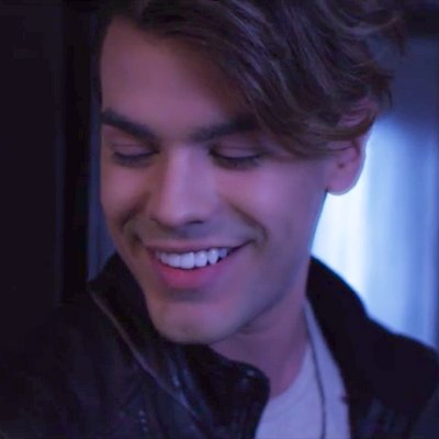 Profile Picture of Sam Alves News (@SamAlvesNews) on Twitter