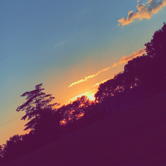 Profile Picture of Rorie Dilbone (@roriedilbone) on Poshmark