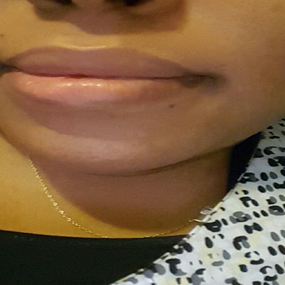 Profile Picture of Whitney Reese (@reesewhity) on Poshmark