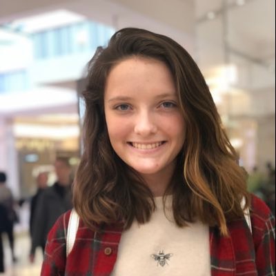 Profile Picture of Claudia Hull (@ClaudiaHull15) on Twitter
