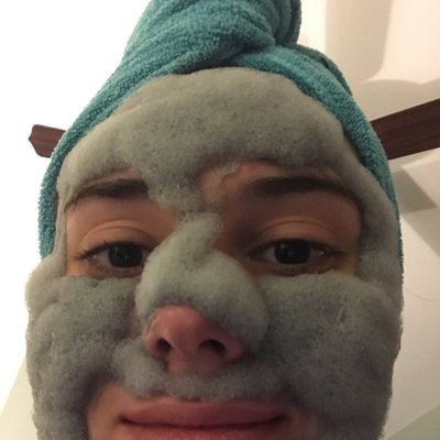 Profile Picture of Julia Brown (@itsJuliaBrown) on Twitter