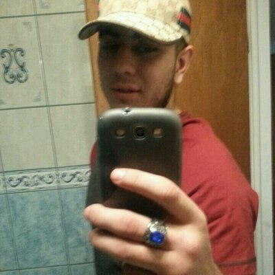 Profile Picture of Rene Saenz (@renesaenz14) on Twitter