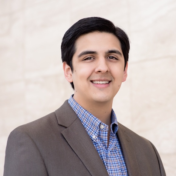 Profile Picture of Nicholas Gamboa (@nicholas_gamboa) on Poshmark