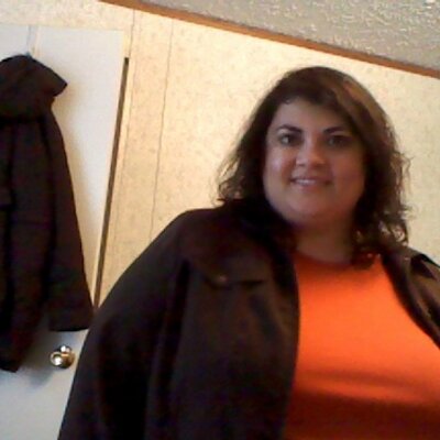 Profile Picture of Lori Mutter (@lori9194) on Twitter