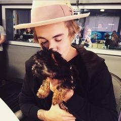 Profile Picture of Jb. (@KingSassBieber) on Twitter