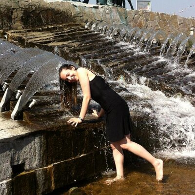 Profile Picture of Lea Holl (@lea_v_hol) on Twitter