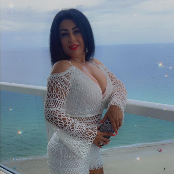 Micho Dahma - Poshmark Profile Picture of Micho Dahma (@edmund63) on Poshmark