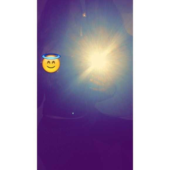 Profile Picture of Brynn Schoenberger (@brynn_nicolee) on Poshmark