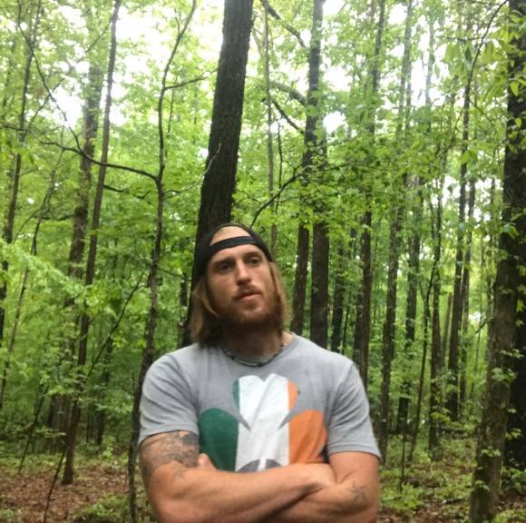 Profile Picture of Clint Nalley (@cnalley86) on Poshmark