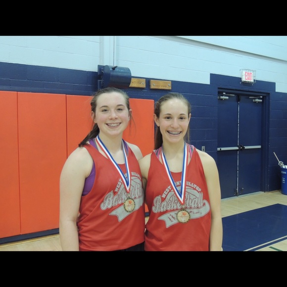 Profile Picture of Maddie Rozich (@mrozich) on Poshmark