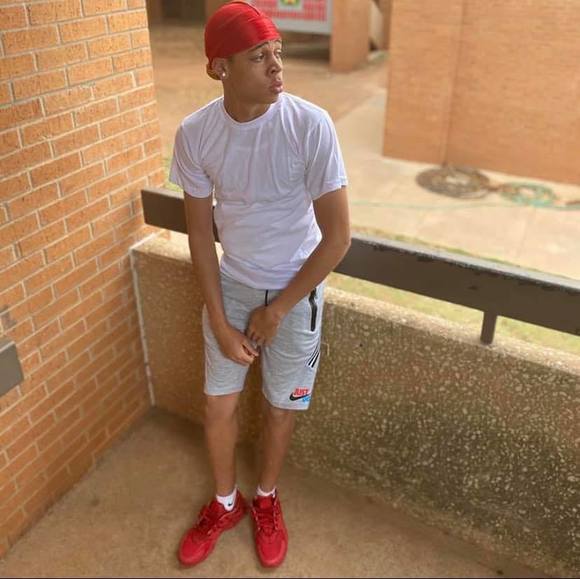 Profile Picture of Dustin jr. Maxwell (@dswervo707) on Poshmark