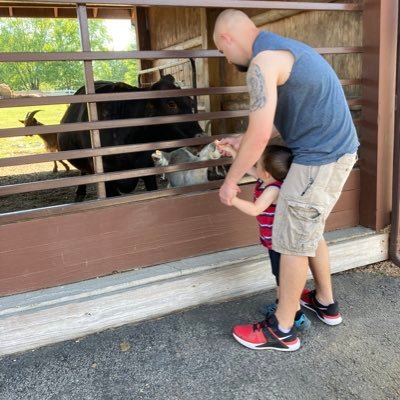 Profile Picture of Joshua Tinch (@TinchJoshua) on Twitter