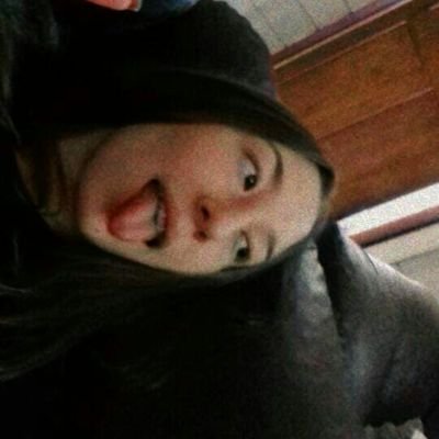 Profile Picture of Alice Becker (@oivamoalice) on Twitter