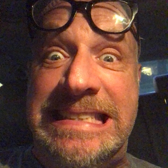 Profile Picture of Bob Friedman (@bobfriedman) on Poshmark