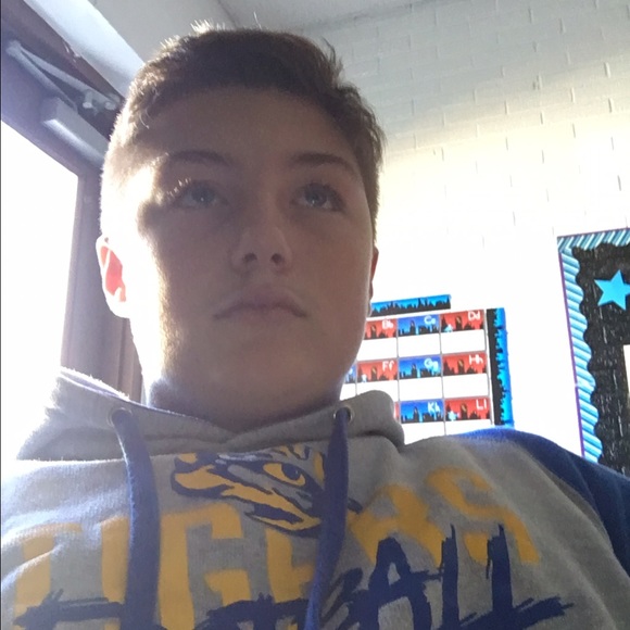 Profile Picture of John Freels (@john43) on Poshmark