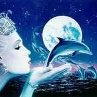 Profile Picture of Laura Chute (@ultimateblondie) on Myspace